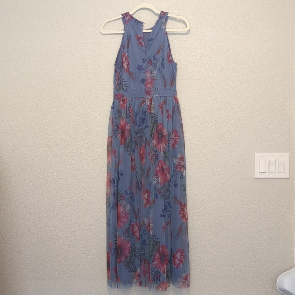Candalite Petite blue pink floral sleeveless fit and flare maxi dress - Picture 6 of 9